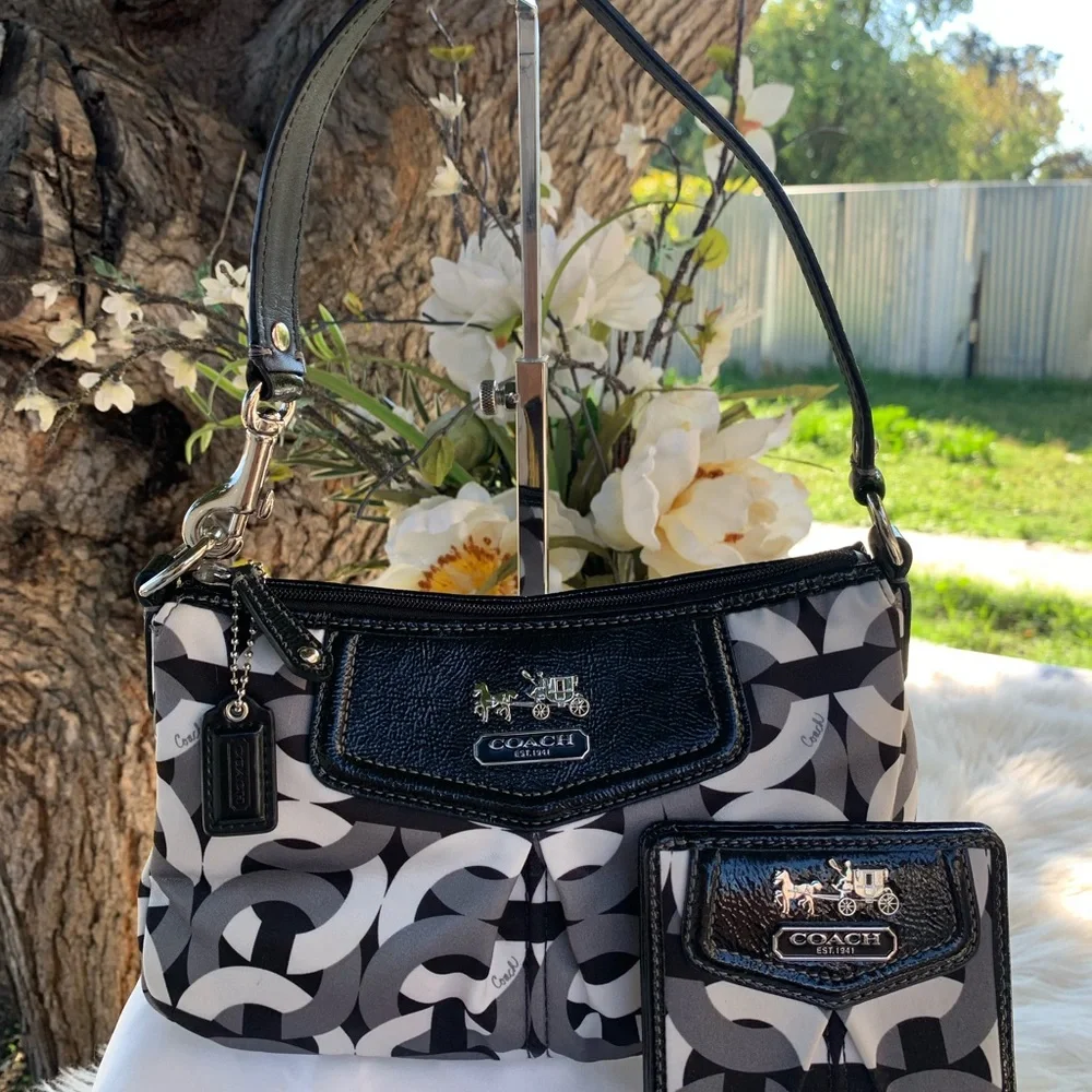 RARE CoachMini Madison Black & Gray Shoulder Bag and Wallet Set - Picture 7 of 7